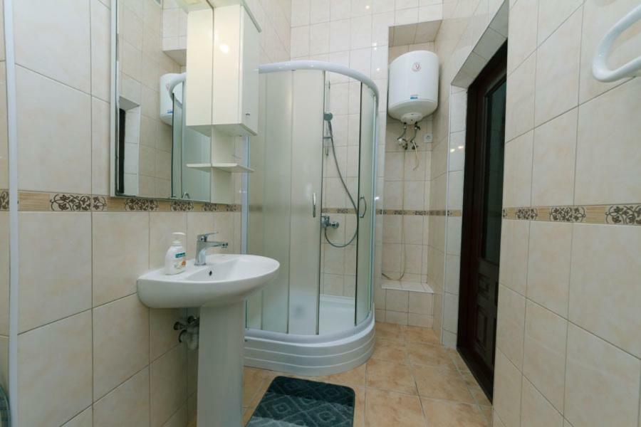 Apartment On Saksahanskoho Street Κίεβο Εξωτερικό φωτογραφία