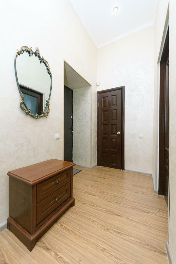 Apartment On Saksahanskoho Street Κίεβο Εξωτερικό φωτογραφία